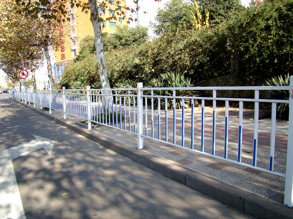道路護(hù)欄